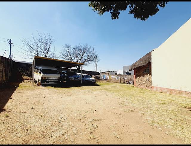 2 BEDROOM FREEHOLD FOR SALE IN NOORDWYK